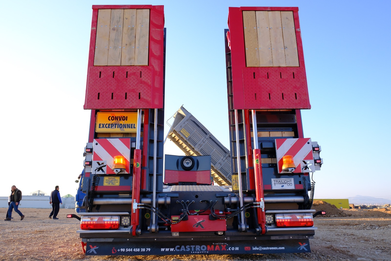 Worldwide freight services